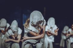 block 172 | 10η ανάσα, AGNUS DEI